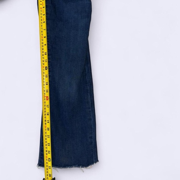 Madewell Mid-Rise Cali Demi-Boot Jeans | Size 27 - Picture 7 of 7